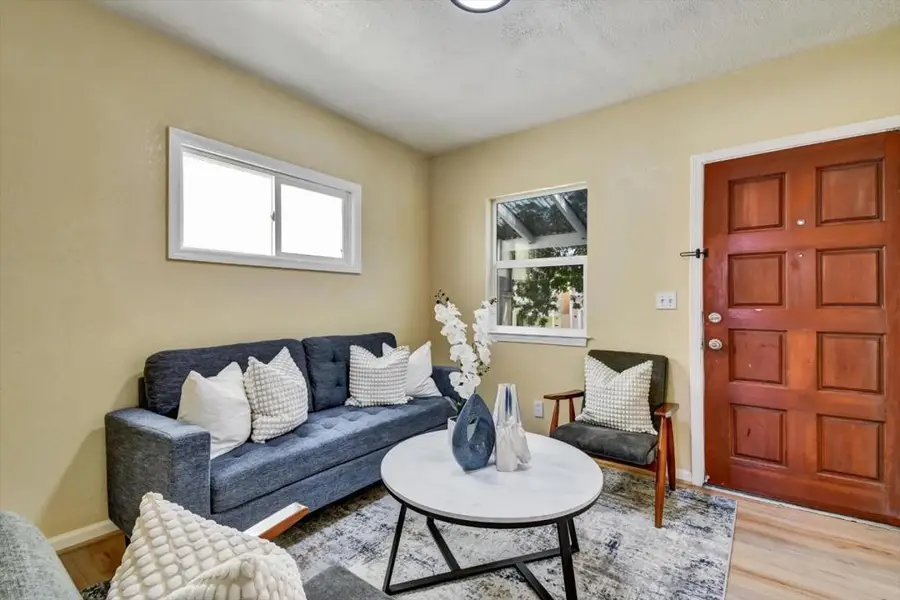324 Holloway Avenue, San Francisco, CA 94112 - Image #3