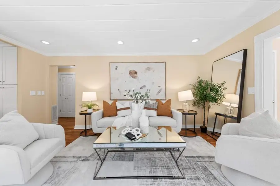 22304 Regnart Road, Cupertino, CA 95014 - Image #2