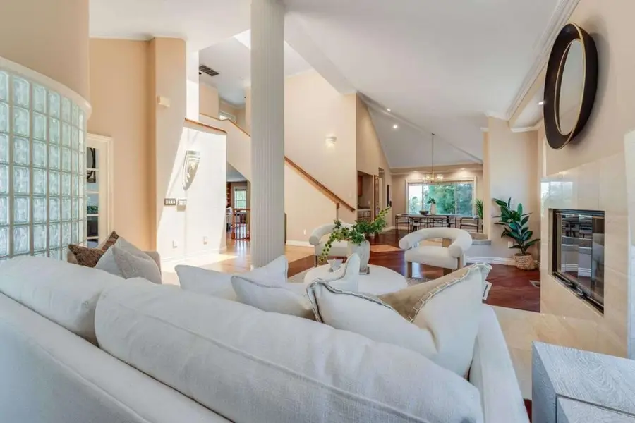 22346 Mcclellan Road, Cupertino, CA 95014 - Image #3