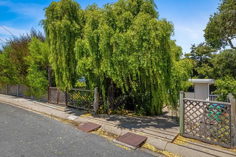 996 Via Verde, Del Rey Oaks, CA 93940 - Image #2