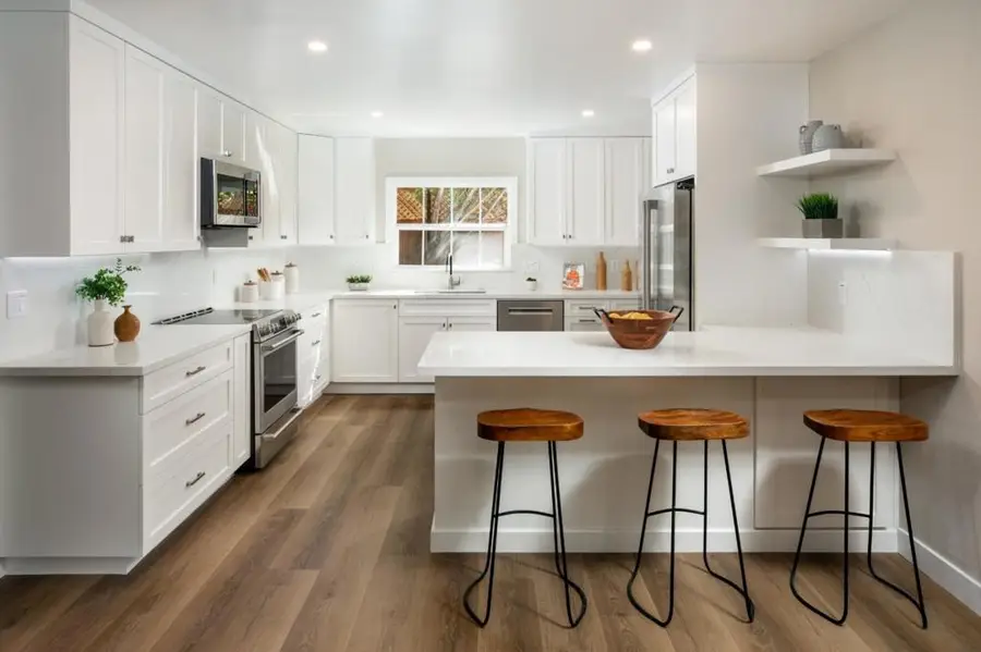 706 University Avenue, Los Altos, CA 94022 - Image #2