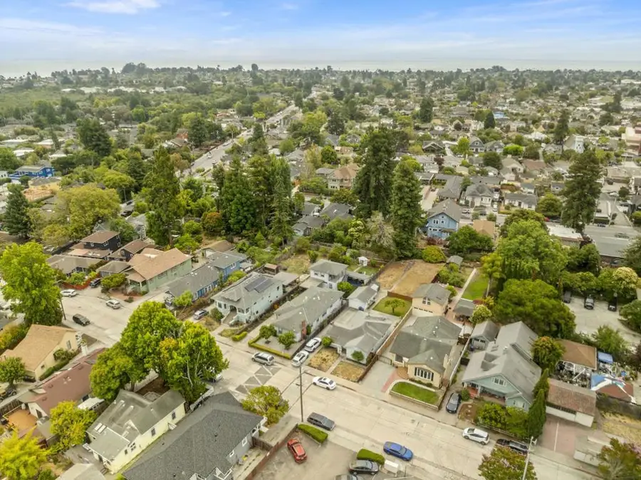 233 Rigg Street, Santa Cruz, CA 95060 - Image #3