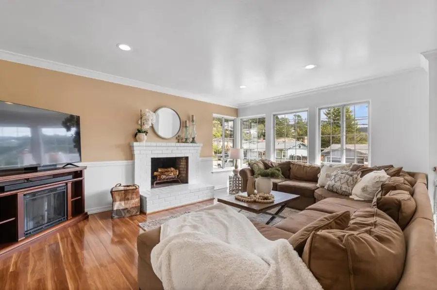 1048 Banyan Way, Pacifica, CA 94044 - Image #2