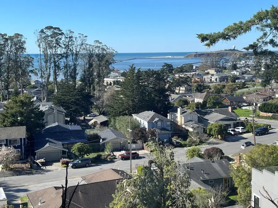 1 Columbus, El Granada, CA 94018 - #2