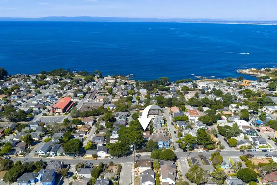 229 7th Street, Pacific Grove, CA 93950 - #3