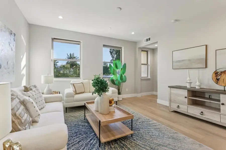 2012 Montecito Avenue, Mountain View, CA 94043 - Image #3