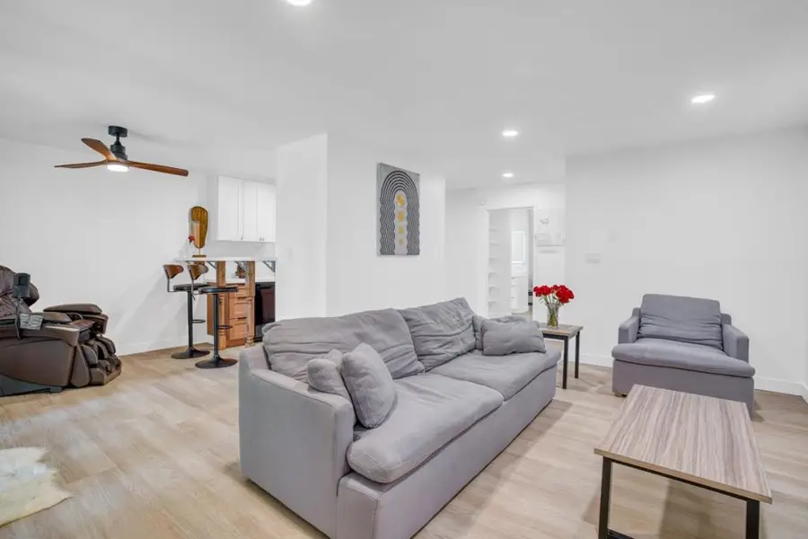 505 Cypress Point Drive #213, Mountain View, CA 94043 - Image #2