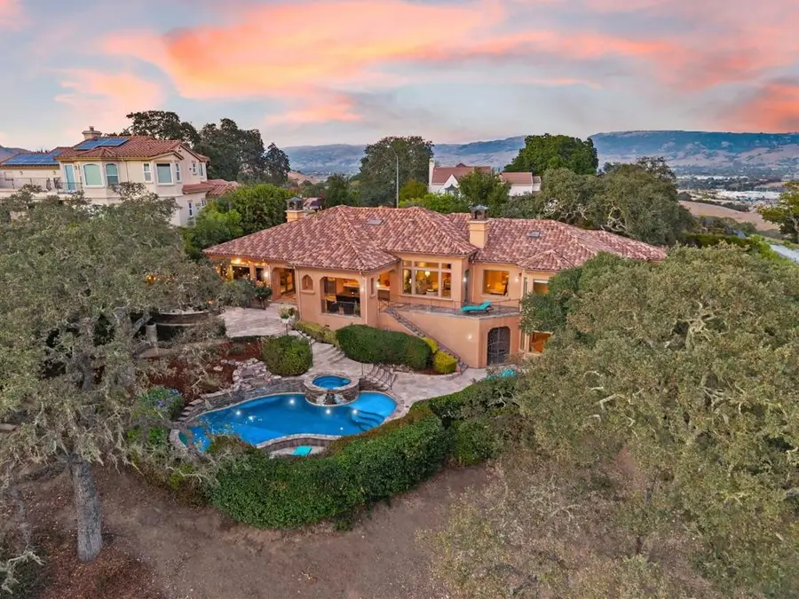 2302 Hoya Lane, Gilroy, CA 95020 - Image #2