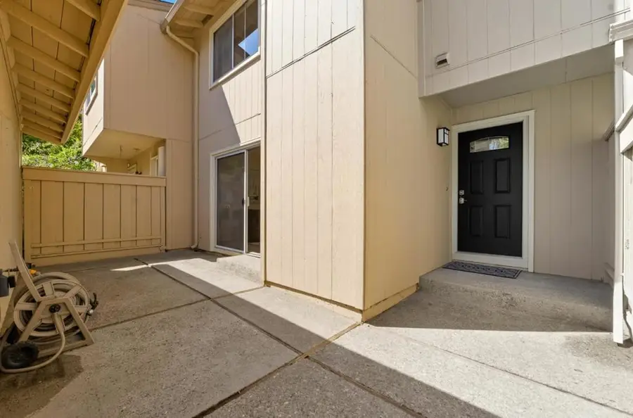 1063 Whitebick Drive, San Jose, CA 95129 - Image #3