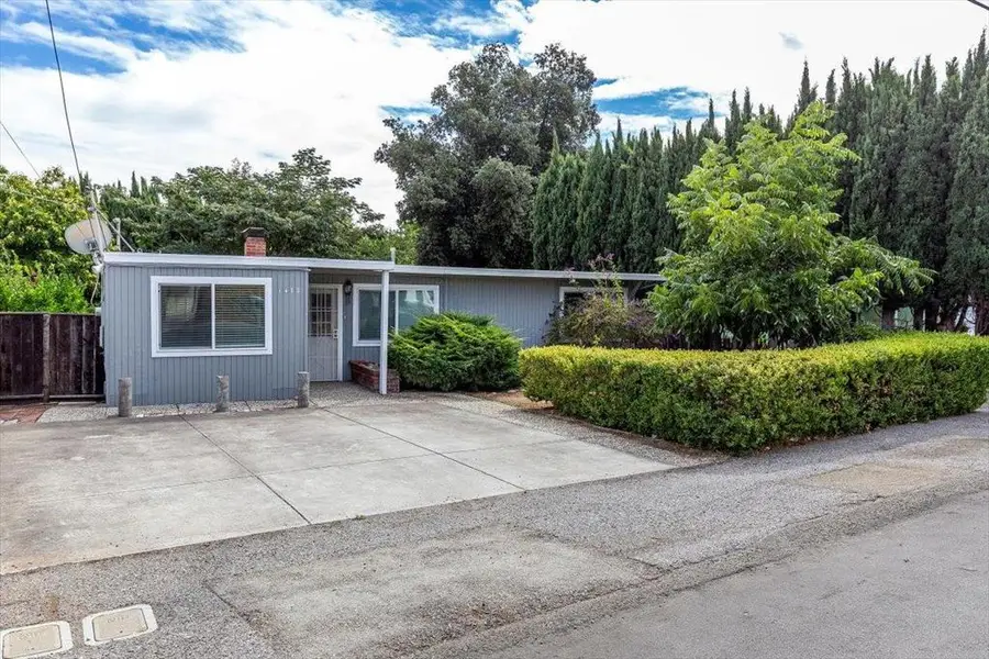 1472 Hampton Drive, Sunnyvale, CA 94087 - Image #2