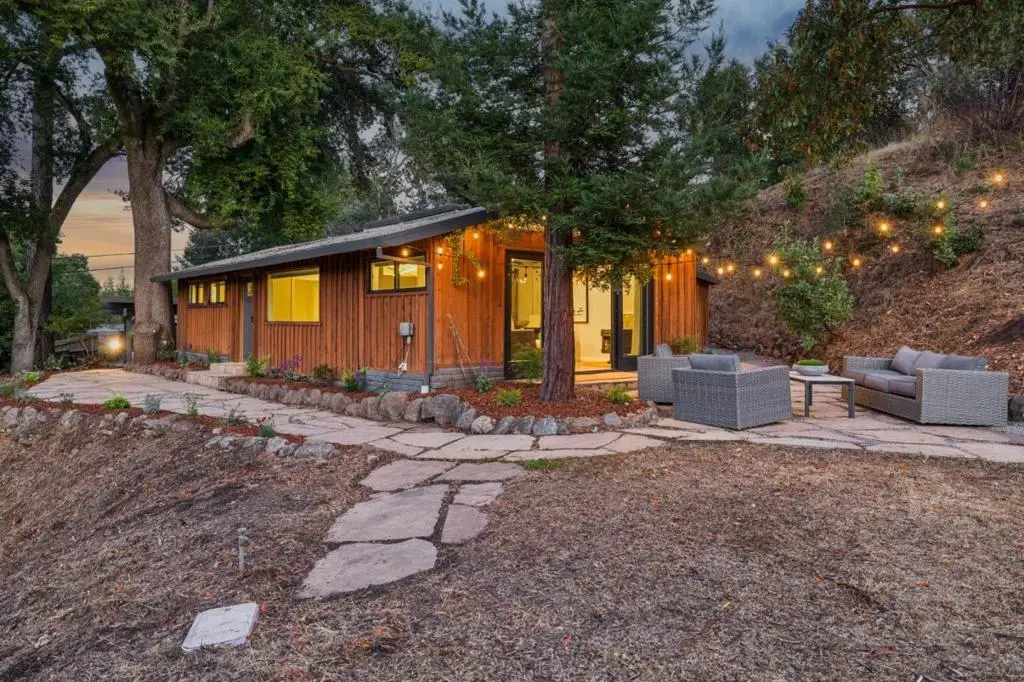 76 Old Spanish Trail, Portola Valley, CA 94028 - Image #1