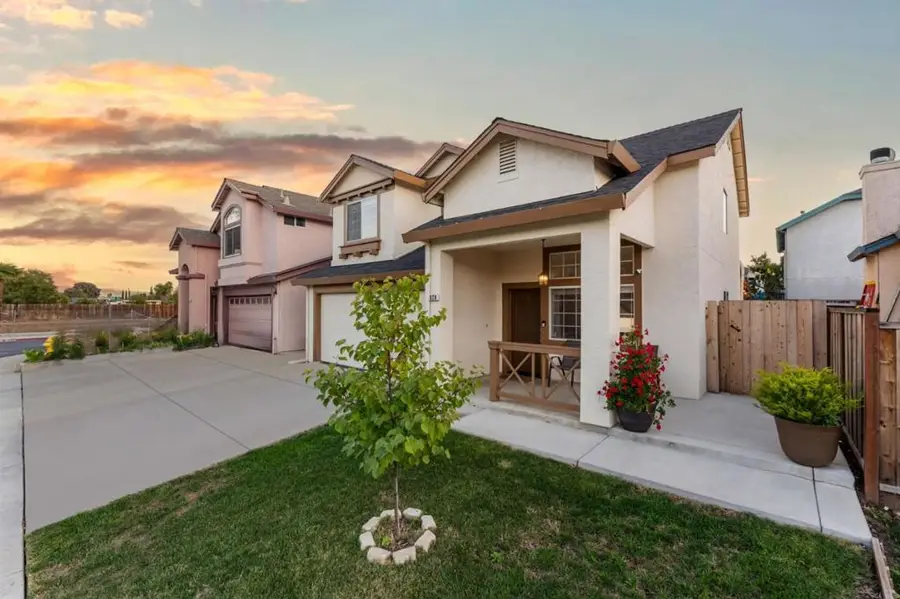 820 Woodcreek Way, Gilroy, CA 95020 - Image #2