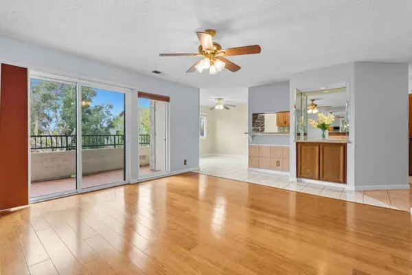 22103 Vista Del Plaza Lane #15, Hayward, CA 94541