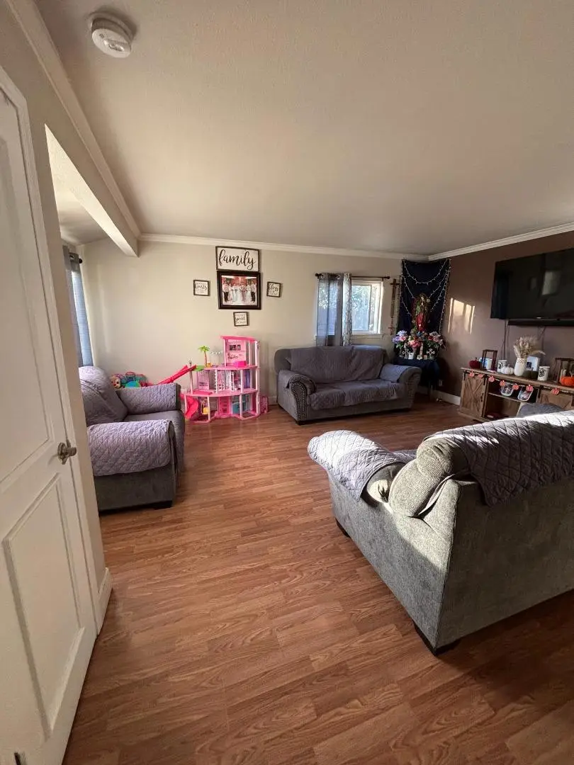 418 Calaveras Way, Greenfield, CA 93927 - Image #2