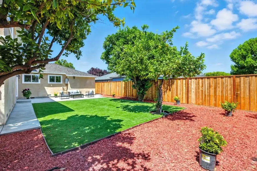 552 Borregas Avenue, Sunnyvale, CA 94085 - Image #2