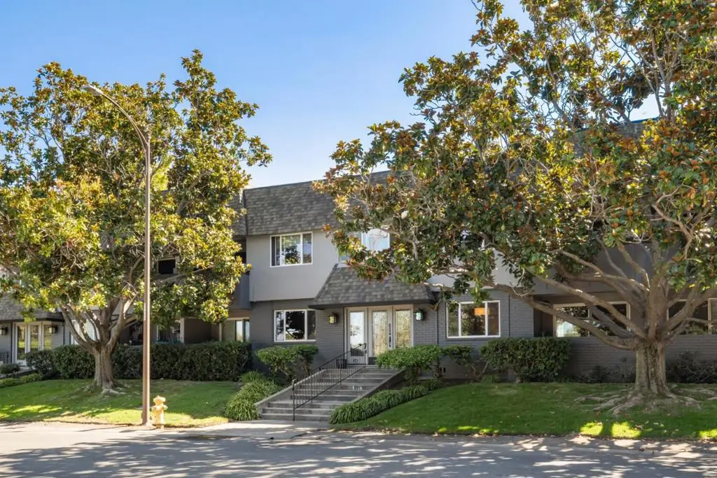 461 Burgess Drive #4, Menlo Park, CA 94025 - Image #1