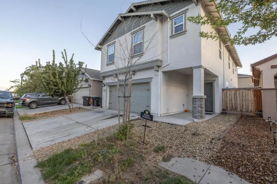 654 Flagstone Drive, Stockton, CA 95206 - Image #3