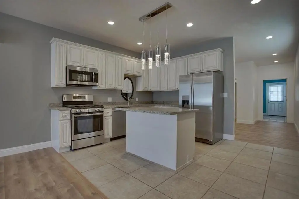 3012 4th Avenue, Sacramento, CA 95817 - #1