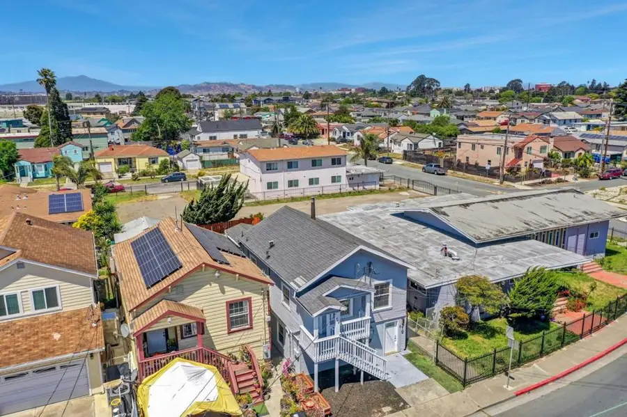 319 S 37th Street, Richmond, CA 94804 - Image #2