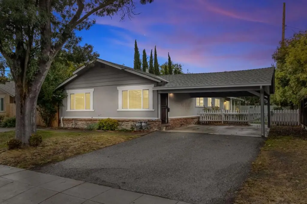 527 Easy Street, Mountain View, CA 94043 - Image #1