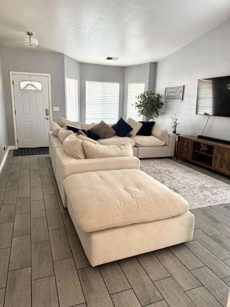 2171 Spruce Drive, Hollister, CA 95023 - Image #2