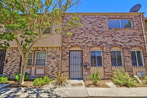 4223 Savannah Lane, Sacramento, CA 95823