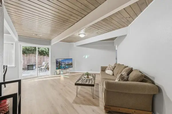 42 Saint Marys Place, Redwood City, CA 94063