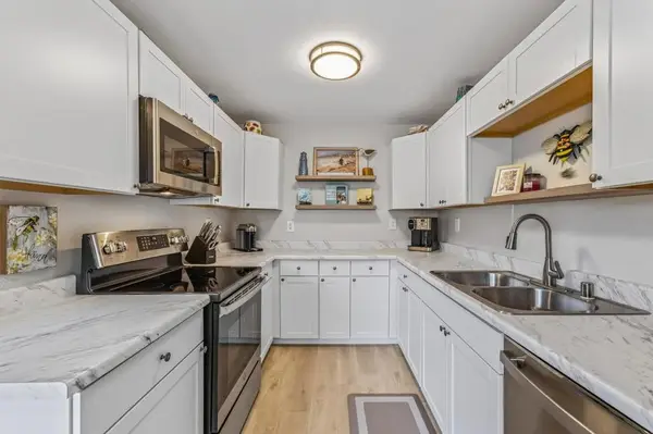 300 Glenwood Circle #159, Monterey, CA 93940