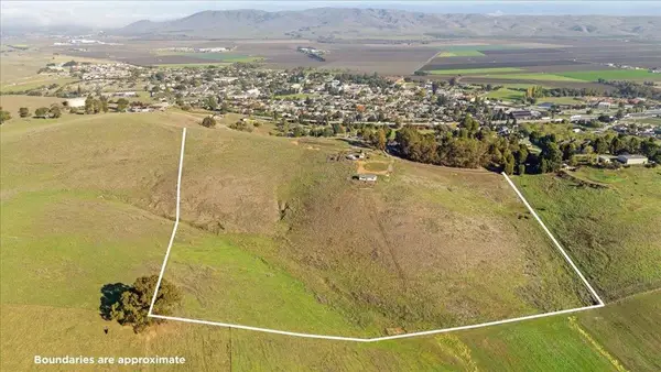 15 Stephens Drive, San Juan Bautista, CA 95045