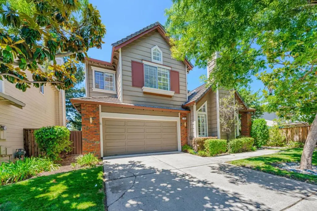 100 Danbury Lane, Redwood City, CA 94061 - Image #1