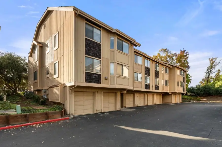 2208 Brega Lane, Morgan Hill, CA 95037 - Image #2