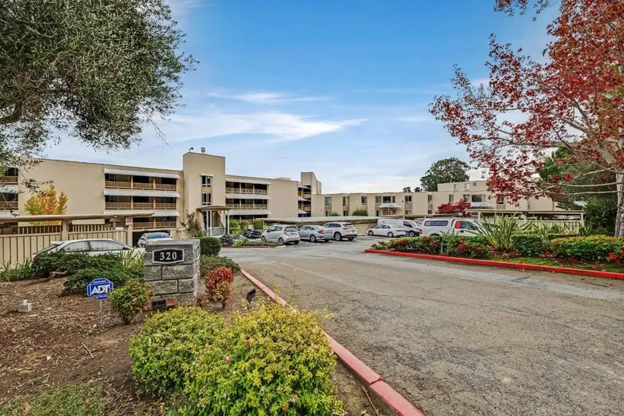320 Vallejo Drive #18, Millbrae, CA 94030 - Image #2