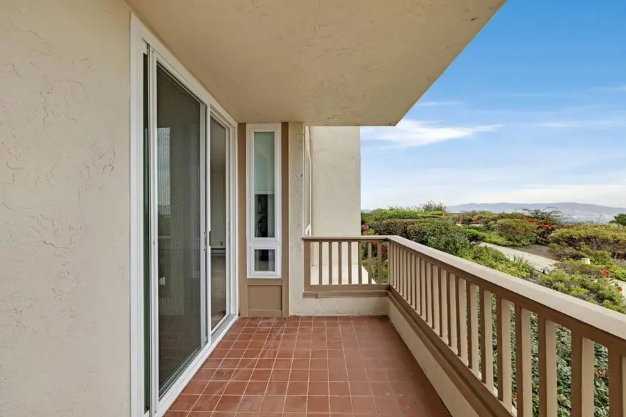 320 Vallejo Drive #18, Millbrae, CA 94030 - Image #3