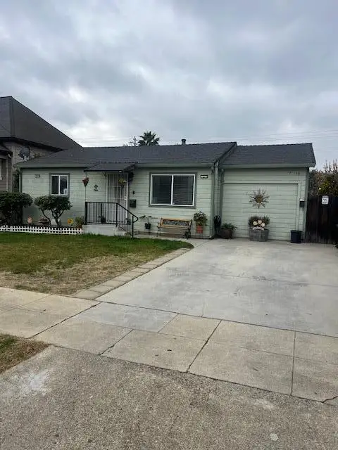 7521 Chestnut Street, Gilroy, CA 95020 - Image #1