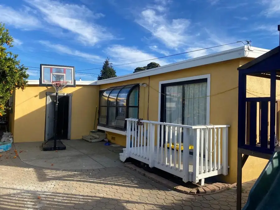 1559 Waring Street, Seaside, CA 93955 - Image #3