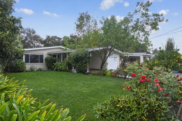 2509 Illinois Street, East Palo Alto, CA 94303