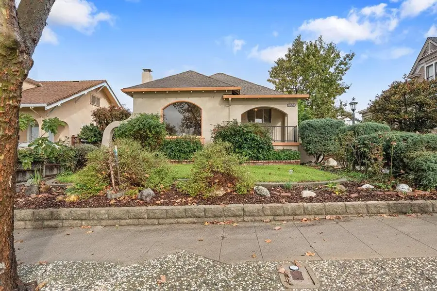 588 6th Street, Hollister, CA 95023 - Image #2