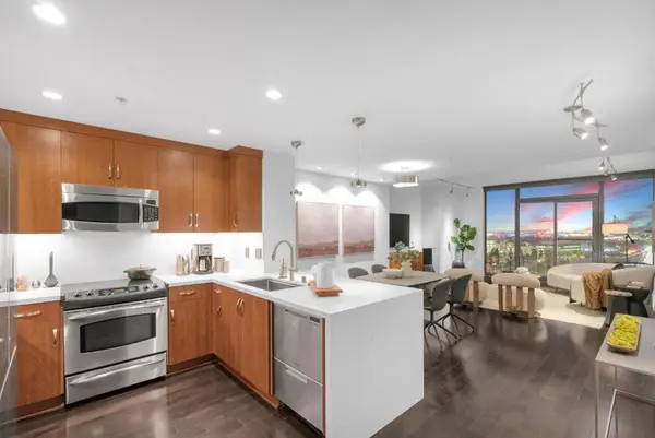 38 Almaden #1413, San Jose, CA 95110