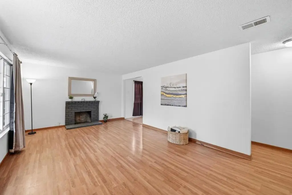 866 Mccreery Avenue, San Jose, CA 95116 - #1