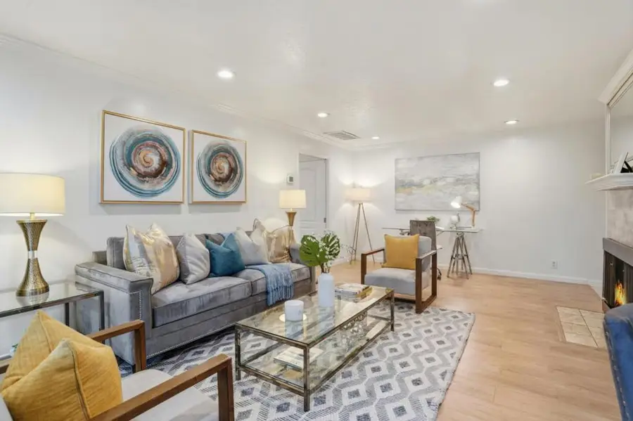 14351 Saratoga Avenue #A, Saratoga, CA 95070 - Image #2