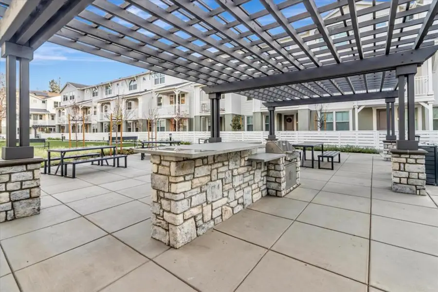 200 Oak Circle, Walnut Creek, CA 94597 - Image #2