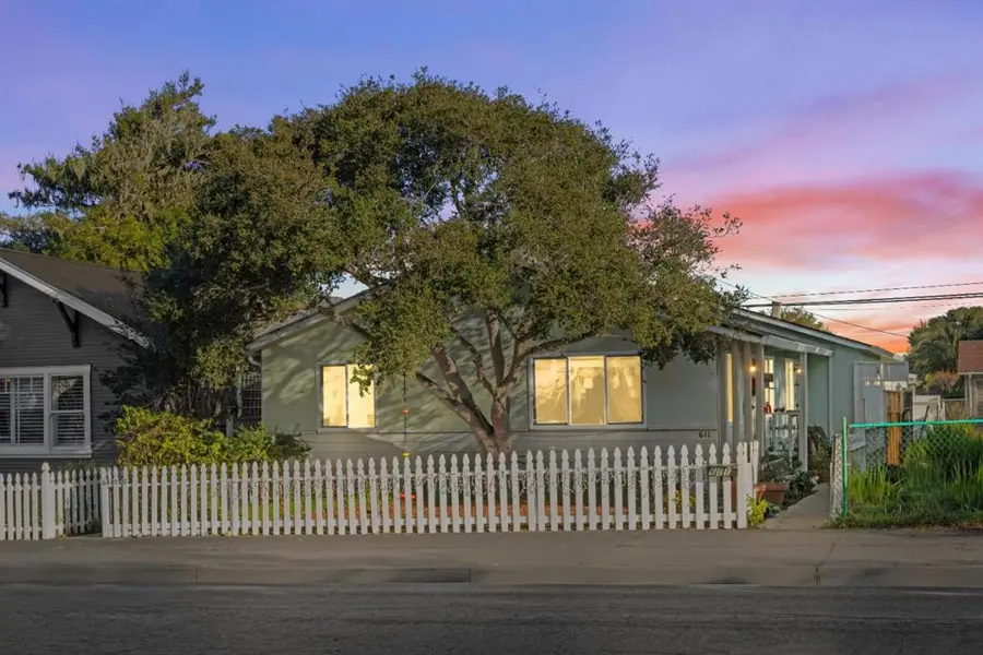 609 Congress Avenue, Pacific Grove, CA 93950 - Image #2