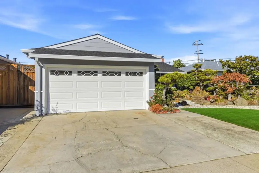 1079 Annapolis Drive, San Mateo, CA 94403 - Image #2