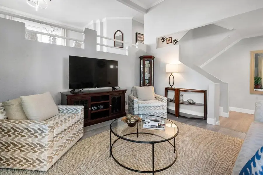 104 E Court Lane, Foster City, CA 94404 - Image #2