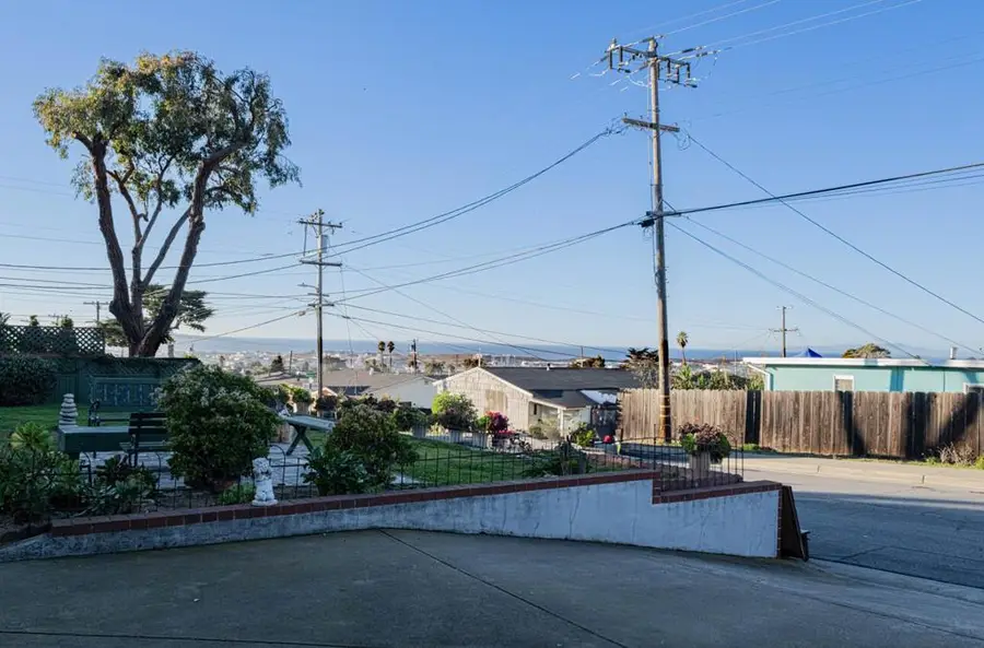 1524 Elm Avenue, Seaside, CA 93955 - Image #2