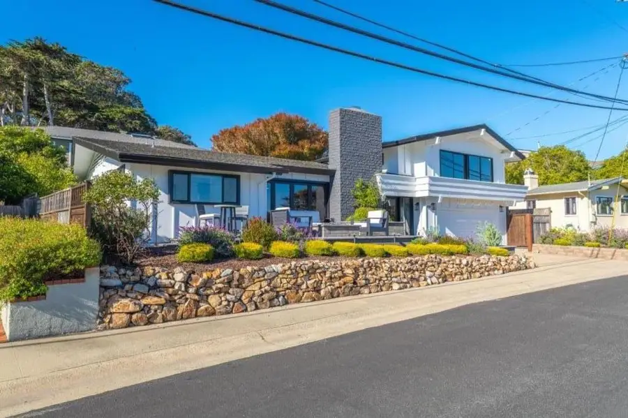 859 Balboa Avenue, Pacific Grove, CA 93950 - Image #2