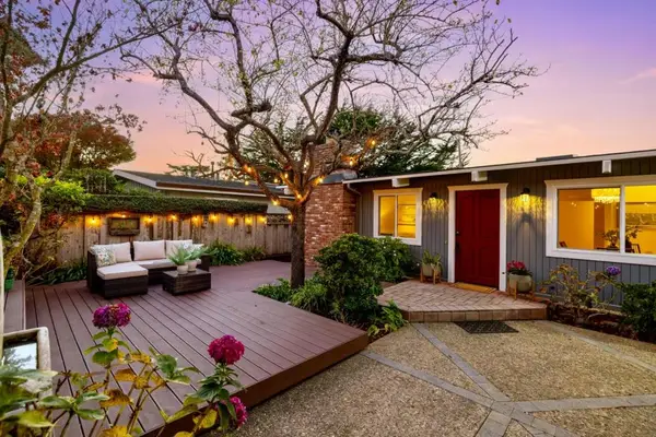 1122 Presidio Boulevard, Pacific Grove, CA 93950