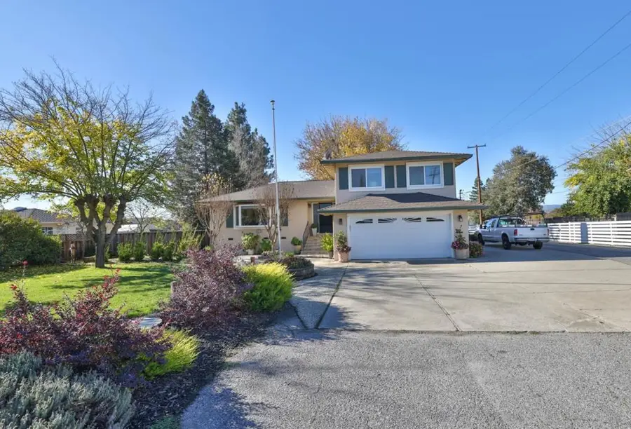 12155 Columbet Avenue, San Martin, CA 95046 - #3