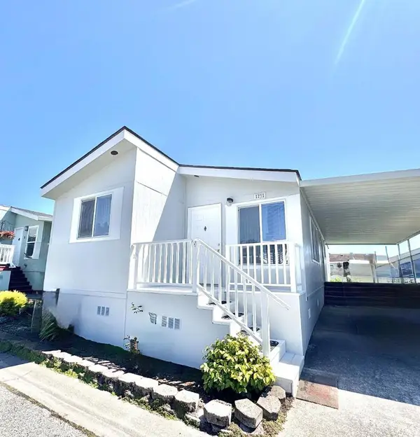 23 Sea Breeze Drive, Half Moon Bay, CA 94019