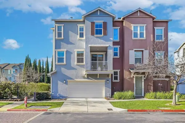 465 Bedford Loop, Mountain View, CA 94043